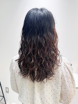 ホロ(hollo) ウェーブパーマ ロングパーマ くるくるパーマ 強めパーマ