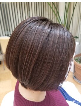 イツミヘアーループ(itsumi) 襟足スッキリショートボブ