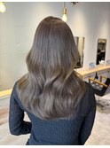 小辻 ブリーチあり☆ミルクティーグレージュ×くびれヘア