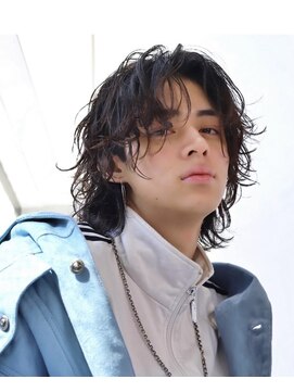 アストラ(ASTRA) MEN’S HAIR/波巻きツイストスパイラル/リバースセンターパート