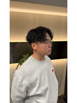 エスケイブ(S/CAVE) ナチュラル無造作な大人パーマ。
