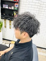ルッソ 白浜店(LUSSO)&nbsp;ツイストパーマホワイトメッシュ