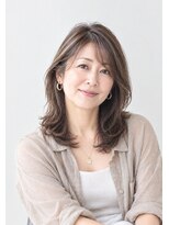アヴァンス プロデュース バイ エガオ 大阪梅田店(AVANCE. PRODUCED by EGAO)&nbsp;大人の女性に似合うセミロング＋白髪ぼかし【髪質改善】