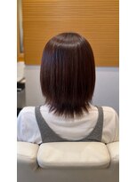 ビーアップヘアー(be:up hair)&nbsp;縮毛矯正×カラー｜艶ブラウンのショートボブ