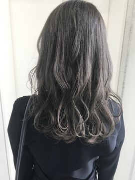 ヘアーデザイン シュシュ(hair design Chou Chou by Yone) イルミナカラー でつくるダークグレージュ♪