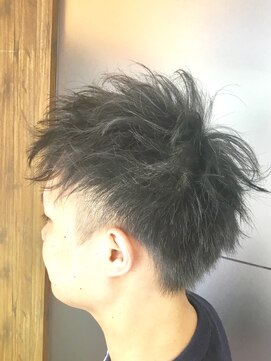 ナーナ(na_na) くせ毛風、メンズヘア