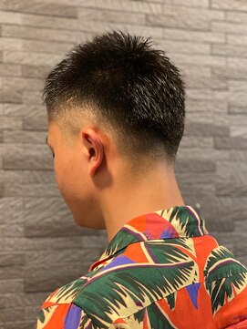 エグゼグティブクラブ 麻布十番(EXECUTIVE CLUB) フェードスタイル＜理容室＞＜麻布十番/メンズ/バーバー/床屋＞