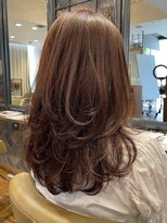 ビュートリアム 南青山(BEAUTRIUM)&nbsp;華やかさ満点☆セミロングレイヤースタイル　20代30代40代