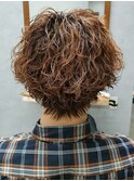 波巻きスパイラルパーママッシュショート無造作パーマ刈り上げ