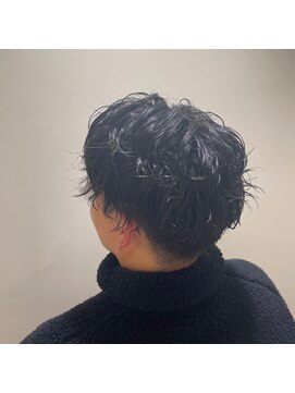プレミアムバーバー 原宿店(PREMIUM BARBER produce by HIRO GINZA) ツイスパセンターパート　原宿/バーバー/理容室