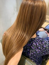 縮毛矯正も髪質改善メテオストレートorTOKIOdeSHINKAで自然な収まりを実現。