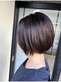 ショートボブ