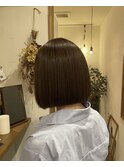 こっくりベージュとボブ