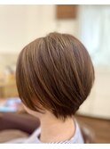 ショートボブ