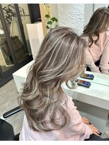 ブレンド 渋谷(BLend)&nbsp;ホワイトグレージュミニウルフデジタルパーマチェリーブラウン