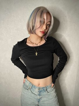 エル オオサカ 心斎橋店(L. OSAKA) ホワイト/デザインカラー/エフェクトブリーチ_E22