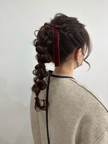 ソリン(Solin')&nbsp;リボンで可愛くヘアアレンジ