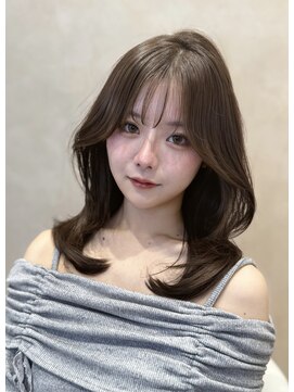 ロンド リリー 銀座(Lond Lily) 大人ガーリー/似合わせカット/ミディアムレイヤーカット/銀座
