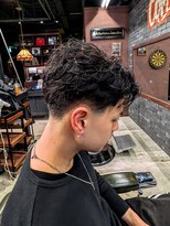 フォーコーナーズカットショップスリーセント 栄(FourCornersCutShop 3/cent)&nbsp;【テーパーフェード×ラフカール】