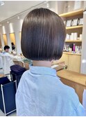 オリーブベージュ×ボブ