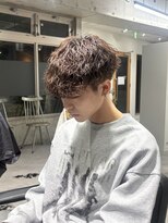 ハイプ(HYPE)&nbsp;波巻き/メッシュ/スキンフェード/学割/白髪染め/縮毛矯正/韓国
