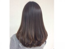 オーガニックで心理学な美容室の雰囲気（長年お悩みのクセや髪質もしっかり状態を見極め美髪に導きます◎）