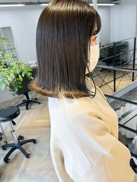 ヌープヘアーアイス(NUUP.hair ici) オリーブベージュ　ブリーチなし透明感カラー