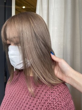 ロロ(ro-ro) 【恵比寿ro-ro】ハイトーン×ペールベージュ