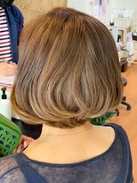 アークスヘアー&nbsp;ミルクティーベージュ大人可愛いワンカールボブ