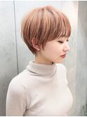 オレンジベージュ ショートボブ 丸みショート　小顔カット
