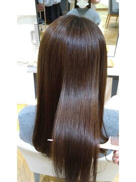 ピリナバイケーツー(Pilina by k-two) K-two式髪年齢－10歳酸性ストレート*酸性縮毛矯正*髪質改善