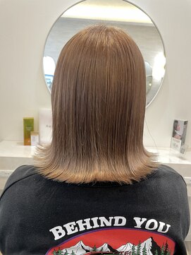 ラビス クローバー(Lovis clover) ミルクティーベージュ