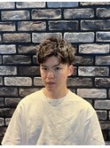 波巻きツイストスパイラルパーマツーブロックマッシュ
