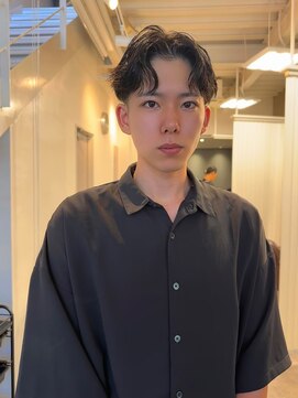 キュヴェ(cuvee) ニュアンスパーマ/メンズパーマ/スパイラルパーマ/パーマ/メンズ