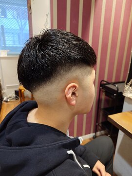 クローバー 新横浜店(CLOVER) スタイルフェードカット　クロップスタイル