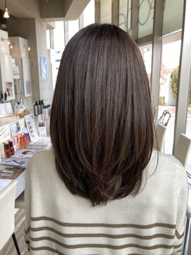 テラス アヴェダ ららぽーとエキスポシティー店(Terrace AVEDA) レイヤースタイル。ブラウン