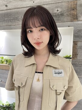 アイヴィ 表参道(IVY) くすみブラウン ミディアムレイヤー【肥田亜沙美】