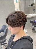 ナチュラルセンターパート毛流れリバースセンターパート