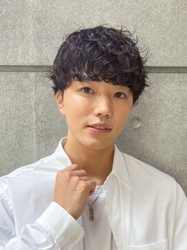 メンズヘア ガーデン 銀座(Men's hair GARDEN) センターパート曲がる縮毛矯正フェザーパーマ銀座一丁目