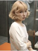 ブロンド、まろみベージュ、ホワイトカラー、ボブ