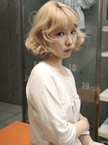 キャロルガーデンズ ボコカ 表参道(Carroll Gardens bococa) ブロンド、まろみベージュ、ホワイトカラー、ボブ