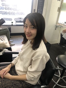 ソアラ(soAla) ロングまで後少しなセミロングを楽しむ！！