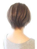 レウナ 外苑前(Reuna)&nbsp;３０代・４０代に人気シルエットが綺麗なショートスタイル