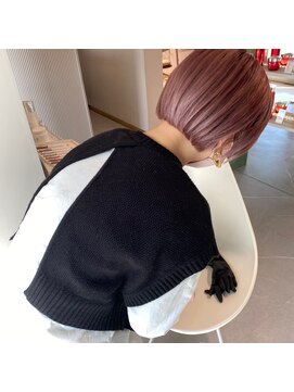 ムーム(Momb) ペールピンクボブ