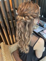 ネオリーブ シュシュ 神保町店(Neolive susu) ハーフアップ