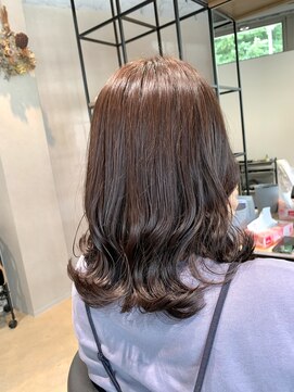 ユリイカビヨウシツ S字カールミディアム