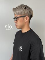 シオ(Sio.) メンズホワイトカラー/西新メンズヘア