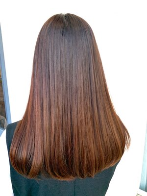 髪質改善トリートメント《ウルトワ/oggiotto》で髪の内部からダメージを修復し,艶のある美しい髮へ導きます