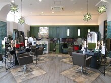 お買い物ついでにも便利なロケーション♪ラスパ御嵩１階【La Luce ラルーチェ】！