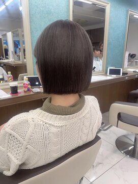 アッシュ 下北沢店(Ash) 顎ラインボブカット